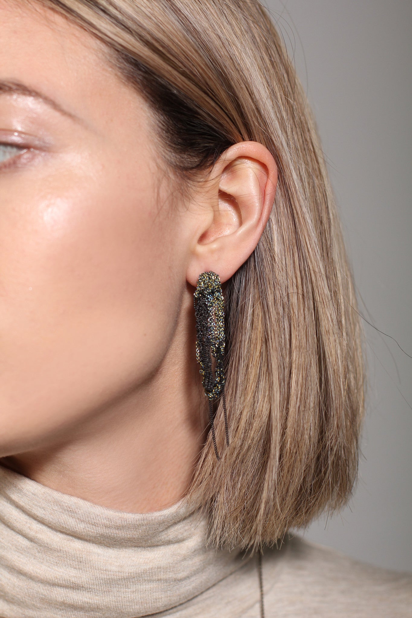 2-Tone Drip Earrings in Ash + Charcoal