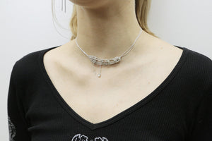 Clasped Bare Frame Necklace in Rose gold