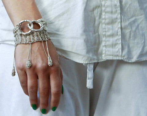 Multi Tress Bracelet with Ring Clasp in Rose Gold